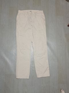(Category: ) located in . Submitted by branded.thriftssss (Listing ID 1468287781, Image 1). Description: .