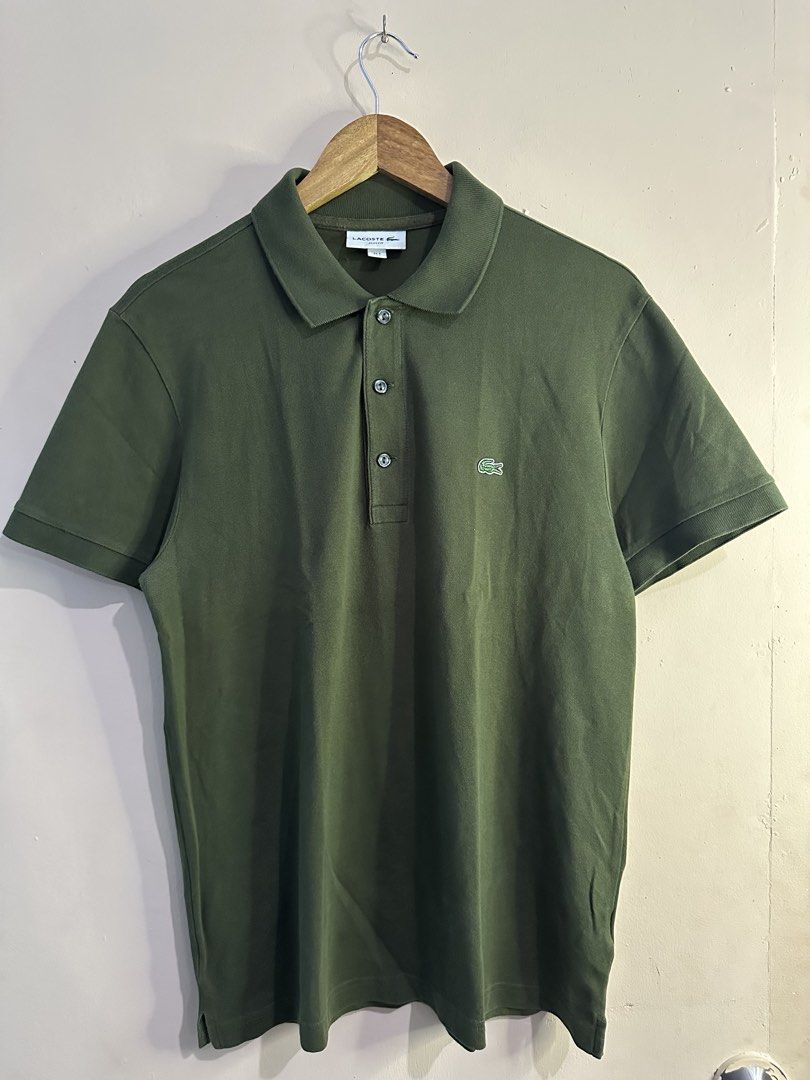 LACOSTE POLO SHIRT (Category: Formal Shirts) located in Manila. Submitted by bendeictsthrift53 (Listing ID 1468338051, Image 1). Description: - LACOSTE POLO SHIRT - DARK GREEN - BRAND NEW CONDITION - NO ISSUE - COLOR RATE 9.8/10 - SOLID PA NITO SA PERSONAL 🔥 - SIZE M - 20x26.