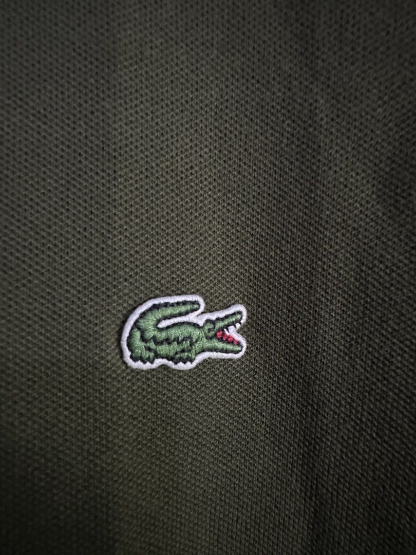 LACOSTE POLO SHIRT (Category: Formal Shirts) located in Manila. Submitted by bendeictsthrift53 (Listing ID 1468338051, Image 2). Description: - LACOSTE POLO SHIRT - DARK GREEN - BRAND NEW CONDITION - NO ISSUE - COLOR RATE 9.8/10 - SOLID PA NITO SA PERSONAL 🔥 - SIZE M - 20x26.
