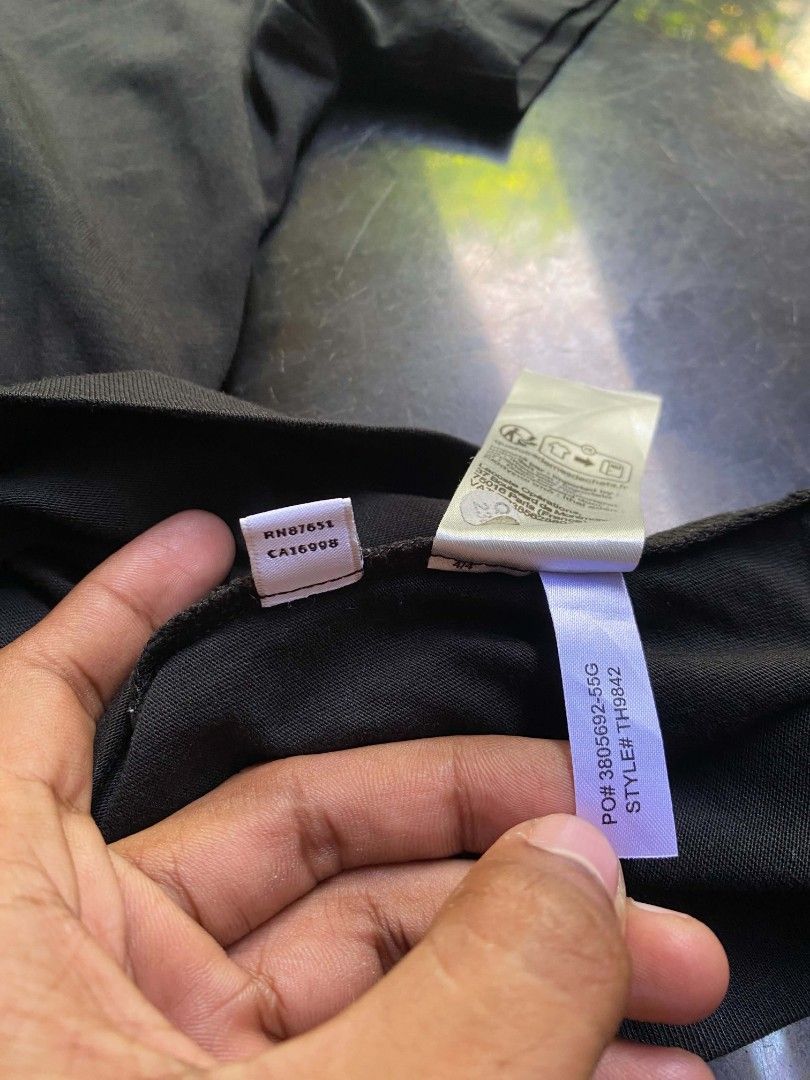 LACOSTE TRIM AUTHENTIC ✅ (Category: Announcements) located in Iloilo. Submitted by jaybenethrift.0721 (Listing ID 1468290368, Image 3). Description: LACOSTE TRIM AUTHENTIC ✅ ASNEW CONDITION NO ISSUE 20x27 First to pay‼️.