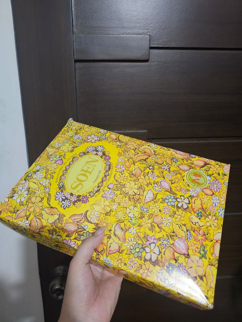 Large Soen Floral Semi-Panties Box Set (Category: Undergarments & Loungewear) located in Manila. Submitted by sgarcia (Listing ID 1468353749, Image 1). Description: BRAND NEW Semi-panty style 12pcs P700 Bought for P850.