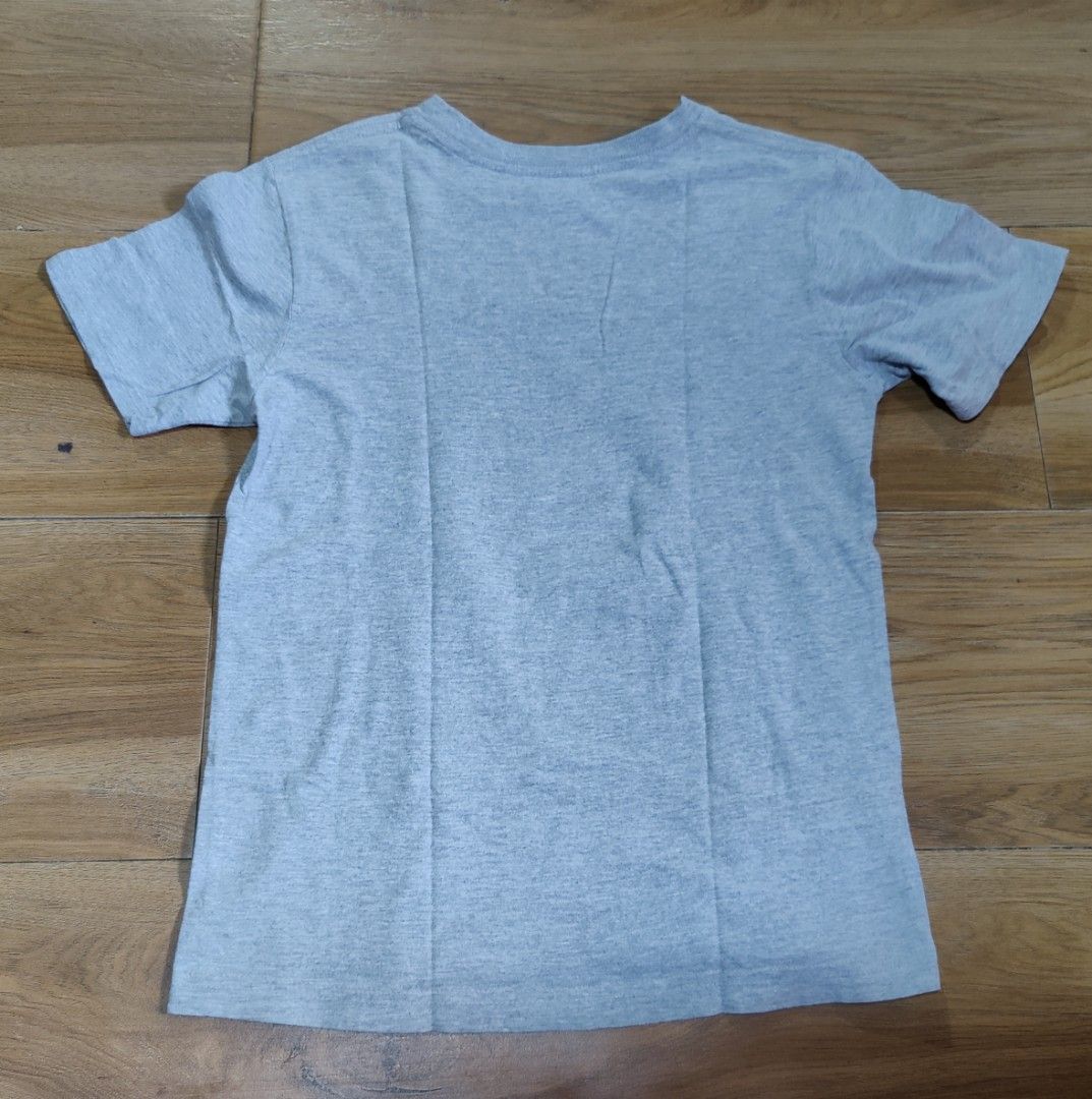 LEGO Star Wars T-shirt (Category: Babies & Kids Fashion) located in Bangued. Submitted by daysusagoodies (Listing ID 1468320209, Image 2). Description: OFFICIAL LEGO STAR WARS T-SHIRT Size: Medium age 10-12 for boys Excellent Condition Only issue minor crack print .