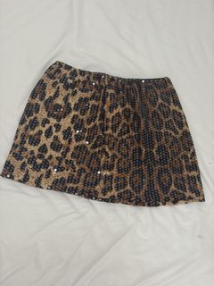 (Category: ) located in . Submitted by thriftedfinds_ (Listing ID 1468419542, Image 1). Description: .