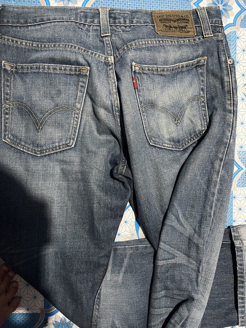 Levis514 (Category: Jeans) located in City of Isabela. Submitted by ibzagga (Listing ID 1468461793, Image 3). Description: Size 32 .