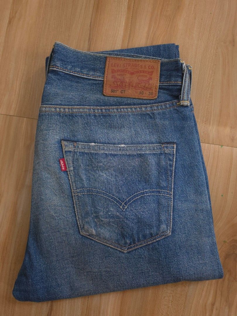 Levis 501 CT WHITE OAK SELVEDGE MADE IN MEXICO (Category: Jeans) located in Manila. Submitted by vtgmdn (Listing ID 1468304428, Image 1). Description: Levis 501 CT WHITE OAK SELVEDGE MADE IN MEXICO 1950 PHP + SF ACTUAL Dimension ➡️ 32 to 33 inches OUTSEAM ➡️ 39 inches HEM. ➡️ 6٠5 inches ‼️ No COP ‼️ No COD ‼️ No Bugos Buyer Mode of payment ☑️ Payment first ✅ Gcash ✅ Landbank ✅ Unionbank ✅ Palawan.