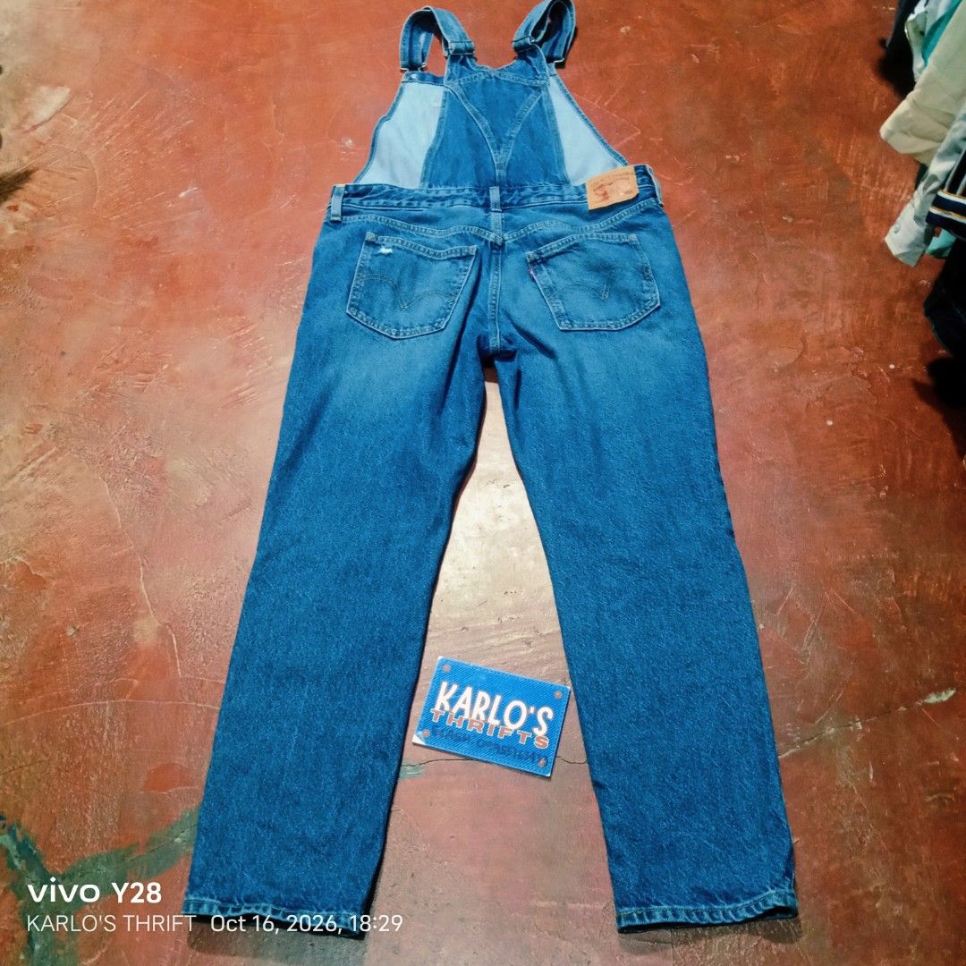 LEVI'S DENIM BIB OVERALLS (Category: Other Bottoms) located in Davao. Submitted by karlosthriftshop (Listing ID 1468481845, Image 3). Description: ₱980 FREE SHIPPING THRU J &T LEVI'S DENIM BIB OVERALLS MADE IN SRI LANKA NON-STRETCH SLIM STRAIGHT FACTORY DISTRESS DESIGN LARGE ON TAG ACTUAL MEASUREMENT PLEASE CHECK ATTACHED PHOTOS USED,IN VERY GOOD CONDITION,NO ALTERATION X COD/COP PAYMENT 1ST MOP:GCASH.