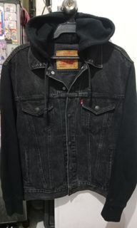 (Category: ) located in . Submitted by thrift_on_the_street (Listing ID 1468391435, Image 1). Description: .