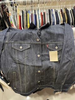 (Category: ) located in . Submitted by riyizthriftz (Listing ID 1468330360, Image 1). Description: .