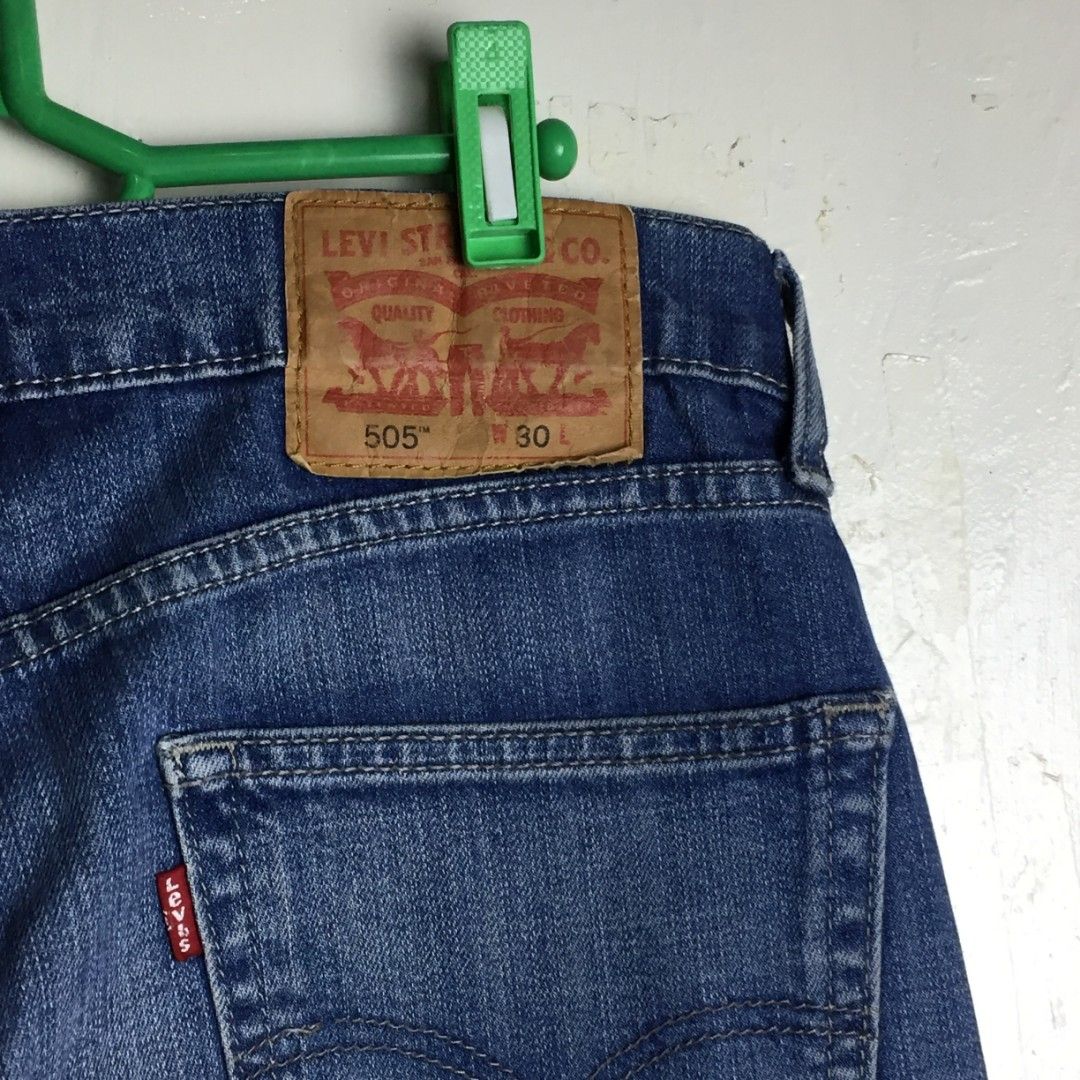 LEVI'S JORTS (Category: Activewear) located in Baybay. Submitted by offrackproject (Listing ID 1468472571, Image 3). Description: .