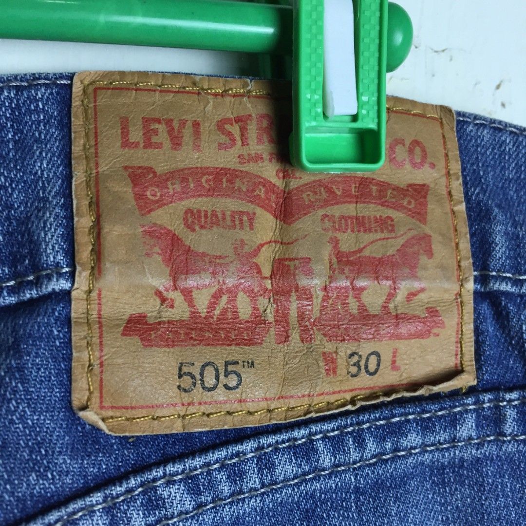 LEVI'S JORTS (Category: Activewear) located in Baybay. Submitted by offrackproject (Listing ID 1468472571, Image 2). Description: .