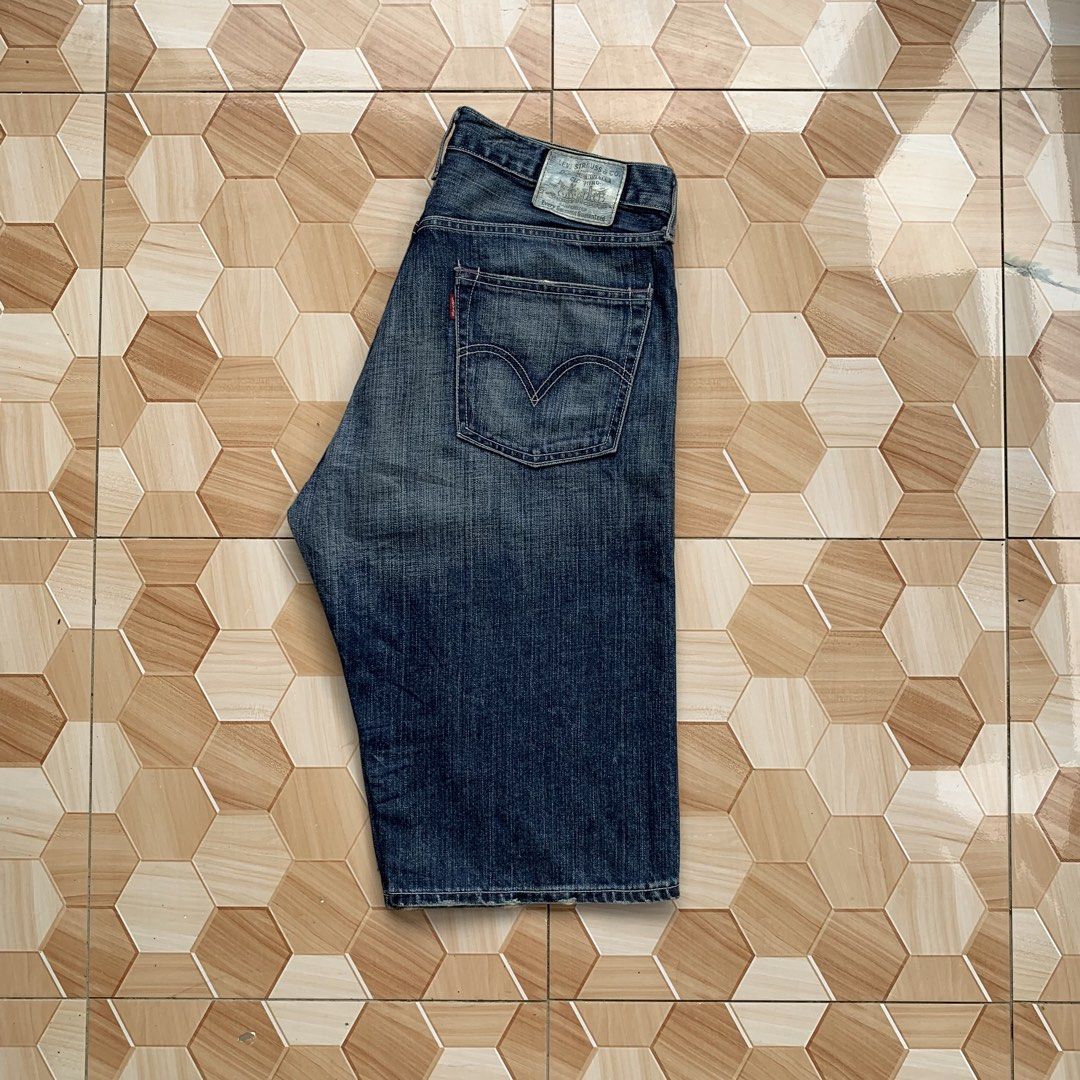 Levi’s Sanforized Jorts❗️ (Category: Shorts) located in Cebu City. Submitted by darrylopon12219 (Listing ID 1468345653, Image 3). Description: Orig💯 Excellent Condition Issue See Last Photo Size 34 Color Rate:9/10 Dimes:W34-36 L24 Leghole 10 -Need Wash 📍 CONSOLACION, CEBU ‎🚚 ship via J&T ‎DM NOW📩 ‎.