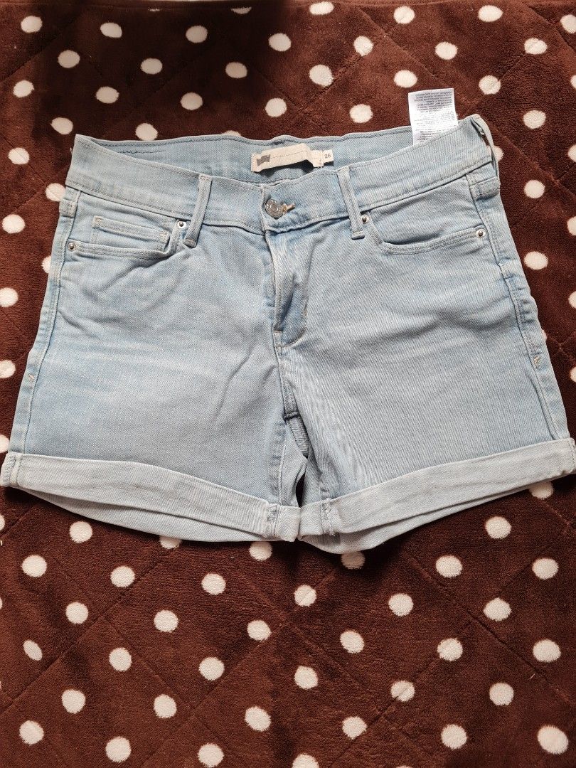 Levis Shorts (Category: Shorts) located in Baguio. Submitted by k_style_co_preloved (Listing ID 1468333054, Image 3). Description: ON SALE! SALE! SALE! 🎉 ✨ SALE GUIDELINES ✨ 📌 Fixed Price Only – All sale items are offered at their final prices. No haggling or further negotiations, please. ❤️ 📏 Flat-Lay Measurements: waist: 14 inches (26 on tag) length: 13.5 inches 🔎 Flaws/Remarks: Authentic zara 💯. Preloved im good condition 9/10 💸 PAYMENT 
