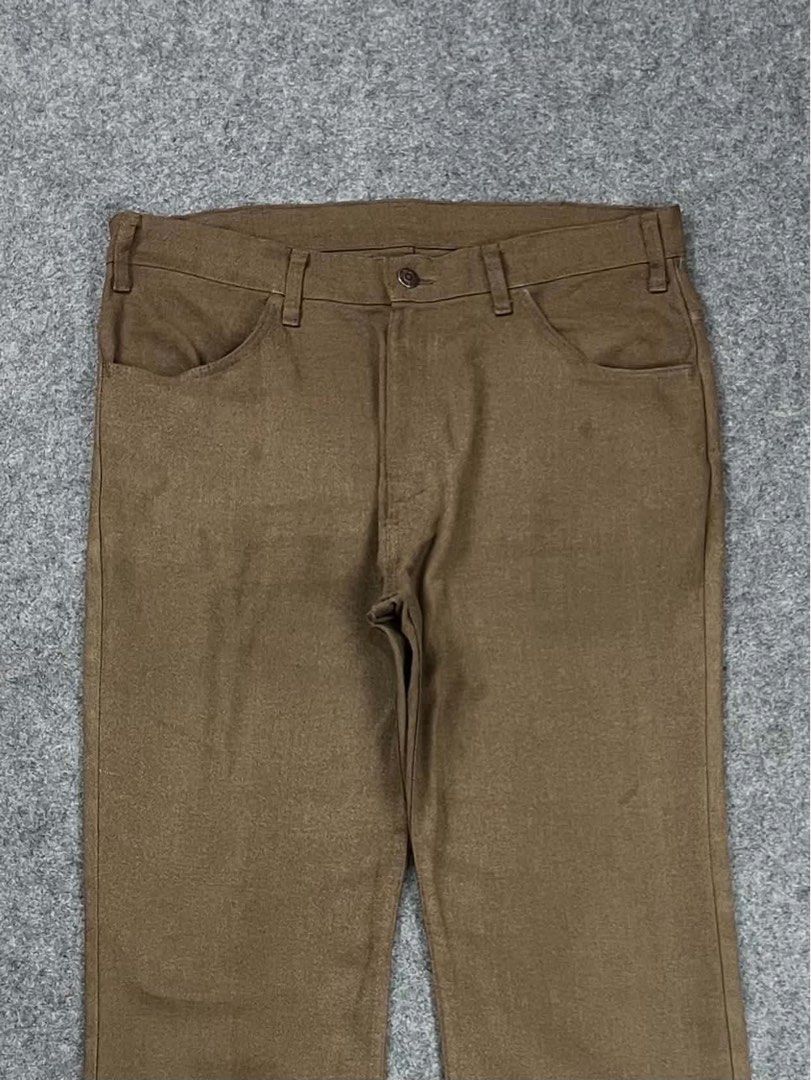 Levi’s Sta-Prest brown pants (Category: Trousers) located in Zamboanga. Submitted by rag_20 (Listing ID 1468460943, Image 2). Description: Levi’s Sta-Prest brown pants Produced primarily throughout the 1960s, 1970s, and 1980s, the Levi’s Sta-Prest line is iconic for its permanent crease technology and wrinkle-resistant fabric blend. Most commonly styled in a flared or bootcut silhouette, typical of the vintage Levi’s 517 or Levi’s 646 cuts. Featu