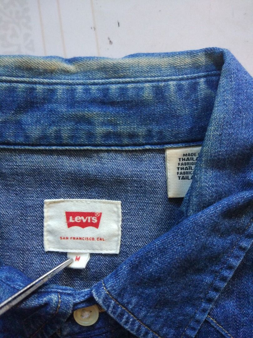 Levis Western longsleeve M (Category: Formal Shirts) located in Pasay City. Submitted by denimdude.ph (Listing ID 1468352166, Image 3). Description: fade at collar, last pic.