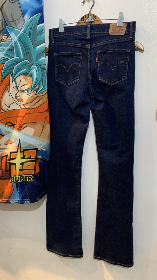 Levi's® Women's 315 (Category: Jeans) located in Baao. Submitted by berdengsungay08 (Listing ID 1468389055, Image 2). Description: Levi’s® Women’s 315 | Bootcut Jeans Size 27 Dimes: 30”W x 41”L 10”Frontrise, 8.5”Hip, 8”Hem 10/10 Color Rate As New ✨ No Flaws ❌ Price: ✉️✉️✉️.