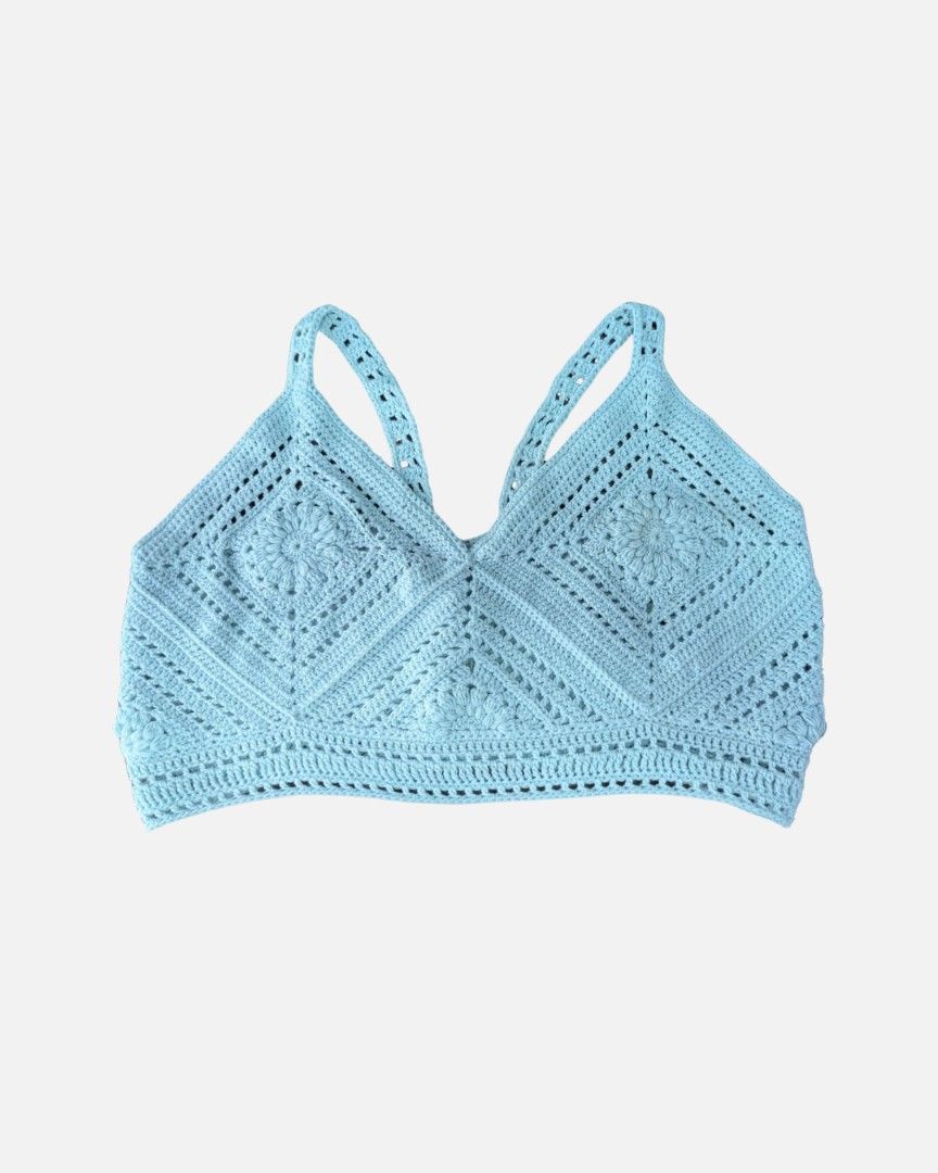 Light Blue Crochet Bralette Tank Top (Category: Sleeveless) located in Quezon City. Submitted by applesandoranjess (Listing ID 1467422055, Image 1). Description: Handmade light blue crochet bralette top Size: 34-38" bust stretchable material top still needs bralette underneath to cover gaps between stitches. rfs: decluttering 💳 MOP: GCash/BPI 📦 Shipping Fee to be shouldered by buyer 🚚 lalamove or grab delivery only 📍QC.