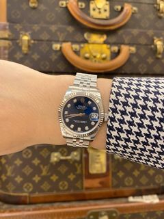 (Category: ) located in . Submitted by redrabbitluxury (Listing ID 1468374889, Image 1). Description: .
