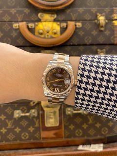 (Category: ) located in . Submitted by redrabbitluxury (Listing ID 1468308653, Image 1). Description: .