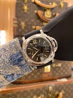 (Category: ) located in . Submitted by redrabbitluxury (Listing ID 1468302167, Image 1). Description: .