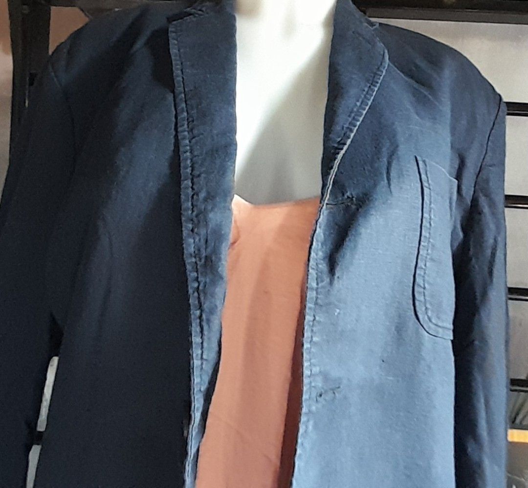 Linen Blue Women's Coat (Category: Coats, Jackets and Outerwear) located in Batangas. Submitted by norskieshoppe (Listing ID 1468293298, Image 2). Description: Medium- Semi- large.