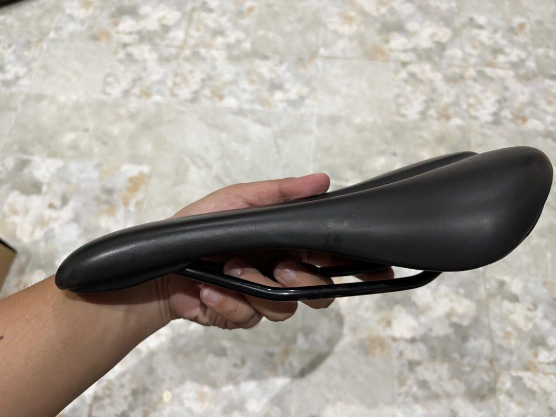 LIV women specific saddle (Category: Bicycles) located in Muntinlupa City. Submitted by pinkmoscat.o (Listing ID 1468418968, Image 3). Description: Selling Liv women-specific saddle, original Used, very good condition No rubs, no functional issues RFS: decluttering Shipping via lalamove or jnt shouldered by buyer Location: Muntinlupa Payment via Gcash, BPI, or RCBC only.