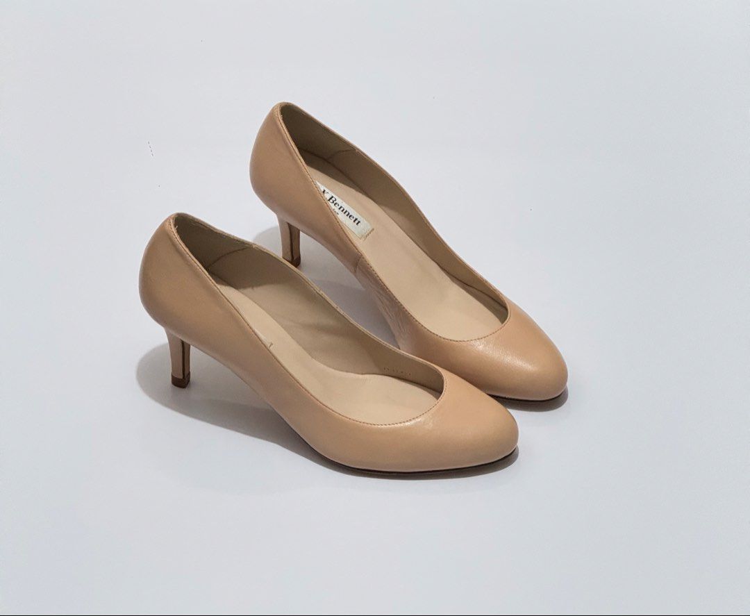 Lk Bennett (Category: Heels) located in Quezon City. Submitted by byuklph (Listing ID 1468472211, Image 3). Description: Auth💯size36 Excellent condition No inclusion .