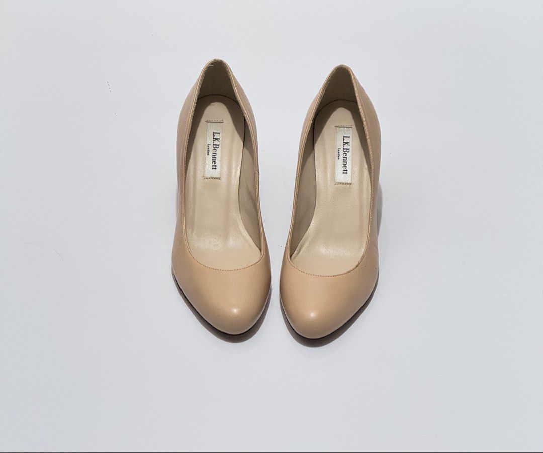 Lk Bennett (Category: Heels) located in Quezon City. Submitted by byuklph (Listing ID 1468472211, Image 1). Description: Auth💯size36 Excellent condition No inclusion .