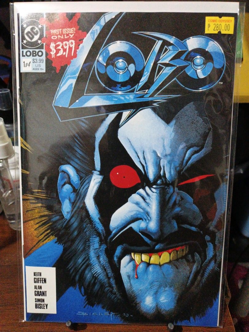 LOBO Comics (Category: Comics & Manga) located in Antipolo. Submitted by makasalanan (Listing ID 1468321513, Image 1). Description: - assorted comics set of 2 - bag and board included - sold as set.