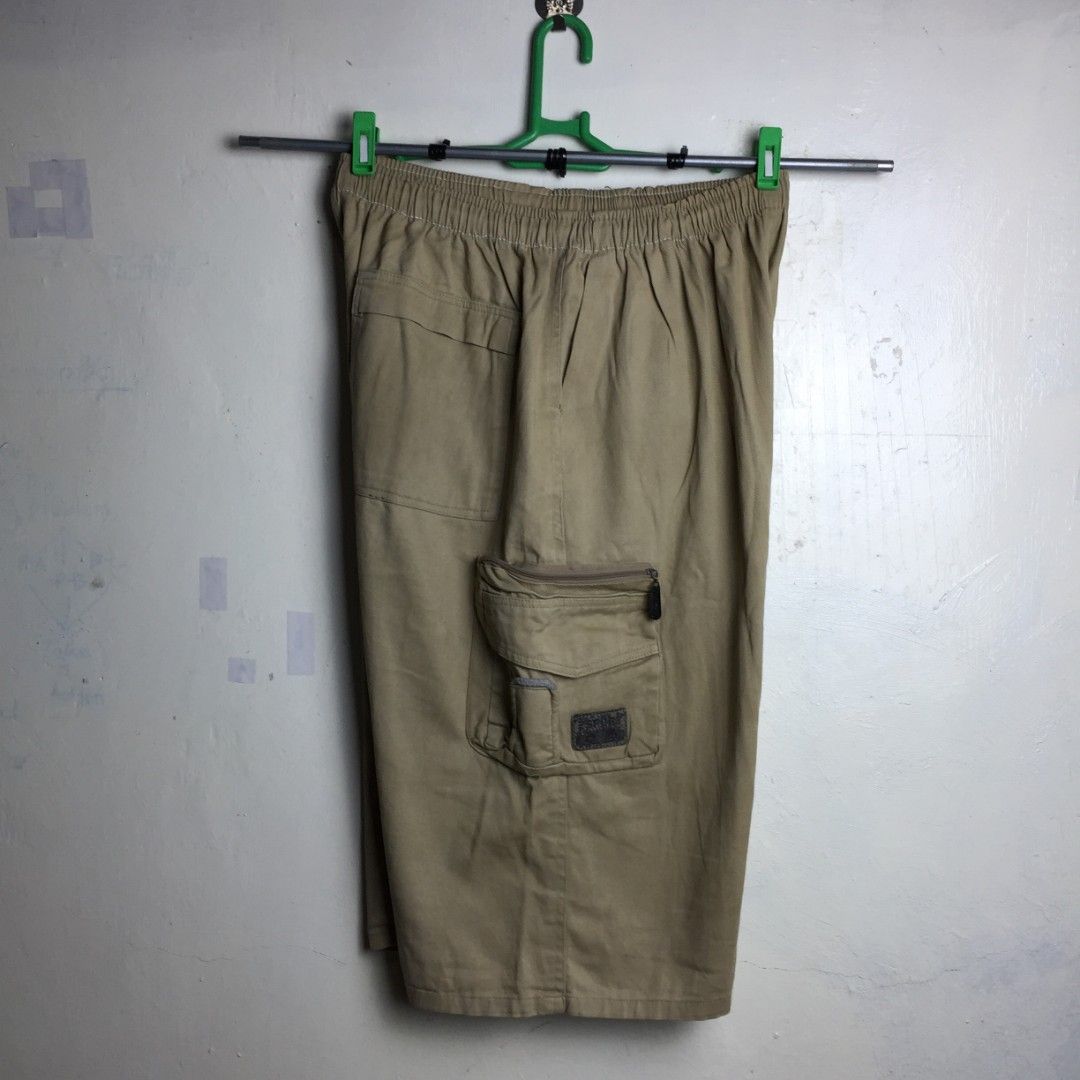 LONG SHORT CARGO (Category: Activewear) located in Baybay. Submitted by offrackproject (Listing ID 1468475006, Image 3). Description: .
