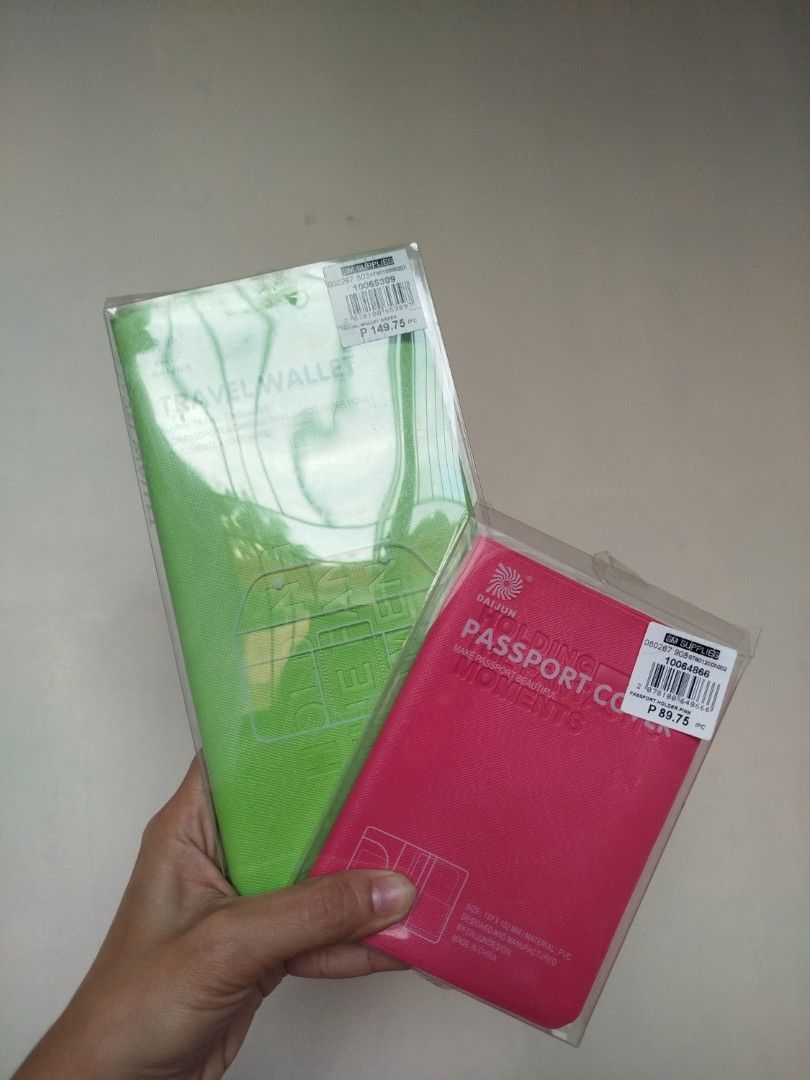 Long wallet and passport holder (Category: Everything Else Others) located in Naga. Submitted by jea1991 (Listing ID 1468360992, Image 1). Description: 150 for both ✨.