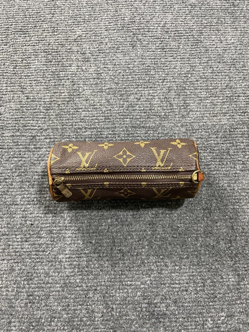 Louis Vuitton Monogram Cylinder Pouch Pencil Case (Category: Luxury Bags & Wallets) located in Iligan City. Submitted by lovelysism (Listing ID 1468322984, Image 1). Description: - Louis Vuitton cylinder pouch in iconic monogram canvas -.