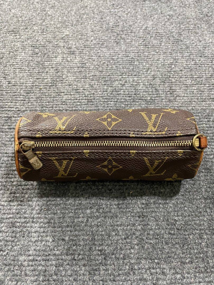 Louis Vuitton Monogram Cylinder Pouch Pencil Case (Category: Luxury Bags & Wallets) located in Iligan City. Submitted by lovelysism (Listing ID 1468322984, Image 2). Description: - Louis Vuitton cylinder pouch in iconic monogram canvas -.