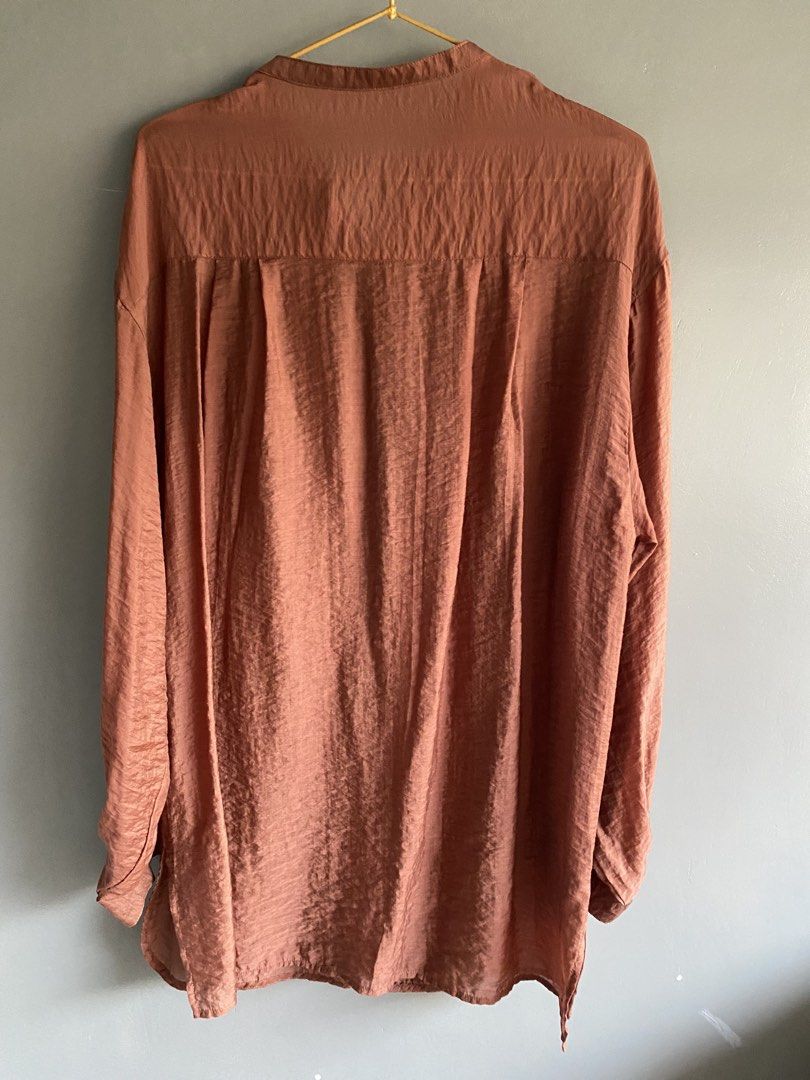 Lowrys Farm Rich Brown Top (Category: Longsleeves) located in Cebu City. Submitted by janb85 (Listing ID 1468360112, Image 3). Description: Medium to large fit Sheer fabric Made by known jp brand for producing quality clothing .