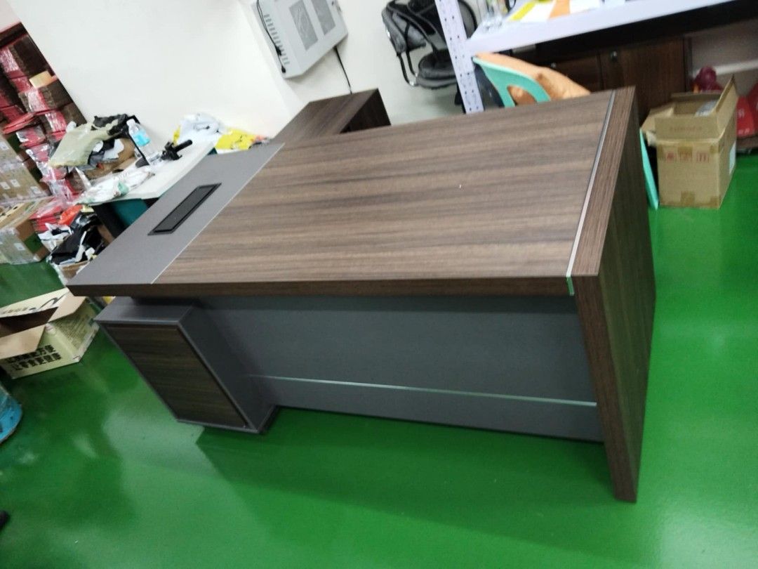 L-type executive table (Category: Office Furniture & Fixtures) located in Bacoor. Submitted by flfurniture (Listing ID 1468301117, Image 2). Description: 🌟L-type executive table size aavailable: 1.8m/ 2m ✅best seller ✅high quality ✅good quality NOTE: The price depends on the size you want🙂 📢WE ARE SELLING ALL KIND OF HOME FURNITURE AND OFFICE FURNITURE 💯 ALL BRAND NEW 📢 📱for more info.pls contact me. 📞09389920978 🤝we are selling all kinds