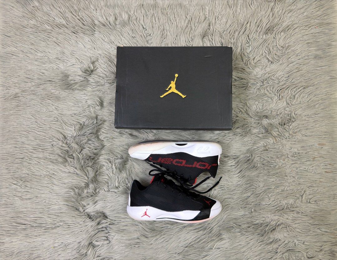 Luka .77 ‘[bred]’ (Category: Sneakers) located in Antipolo. Submitted by michaelang65198 (Listing ID 1468302969, Image 1). Description: STEAL | FOR SALE or TRADE (+1k trading value) 🔥 ₱2,580 only! 🔥 Luka .77 v2 ‘[Bred]’ 👟 Size: 9.5US Mens ✨ Condition: used 9+/10 condition 📦 Inclusions: Complete with original Box 💰 Price: ₱2,580 only! 📍 Location: Antipolo City 🚚 Shipping: J&T / Lalamove / Grab (Buyer’s Expense) 💵 Payment: GCash / Bank Tran