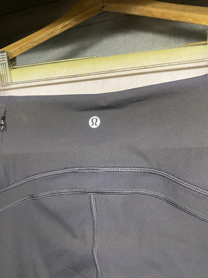 Lululemon - mesh leggings (Category: Activewear) located in Valenzuela. Submitted by rektasource.ph (Listing ID 1468410384, Image 2). Description: Lululemon - mesh leggings Size 8 on tag Length: 35 Waist: 29-31.