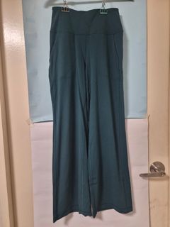 (Category: ) located in . Submitted by prelovedbyc.hannah (Listing ID 1468441947, Image 1). Description: .