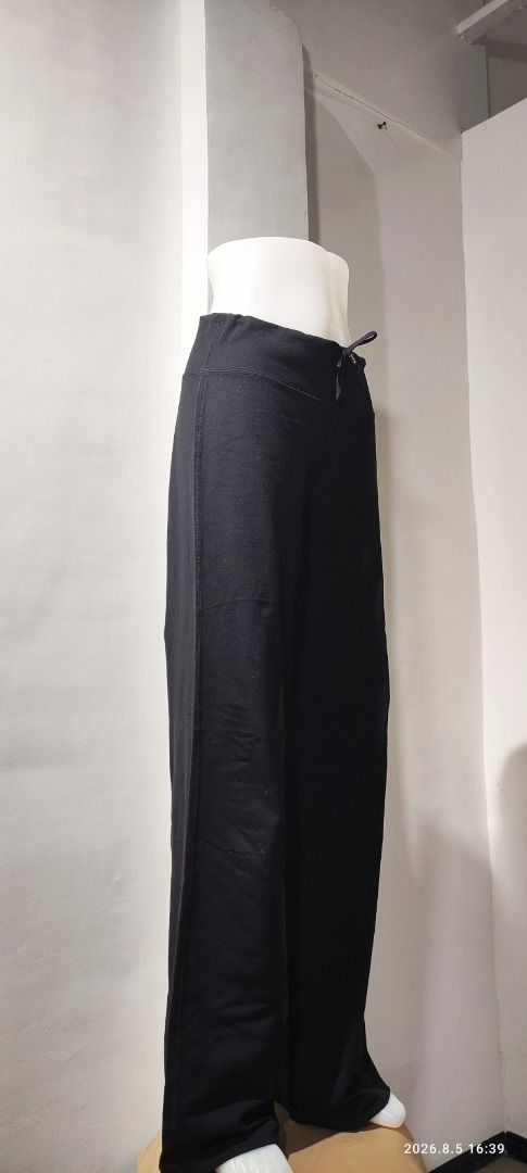 Lululemon (size 6) Pants (Category: Activewear) located in Calamba. Submitted by lulu.thrift.finds (Listing ID 1468459239, Image 1). Description: Lululemon Size 6 Pants No discount for single items. Can give a little discount for multiple-item purchases. Kindly check my store, selling all lulu :) First to pay basis Payment via GCash only Shipped thru Jnt within 2-3 days Free shipping for min 1.5k purchase Items will only be reserved for 1 day, wi