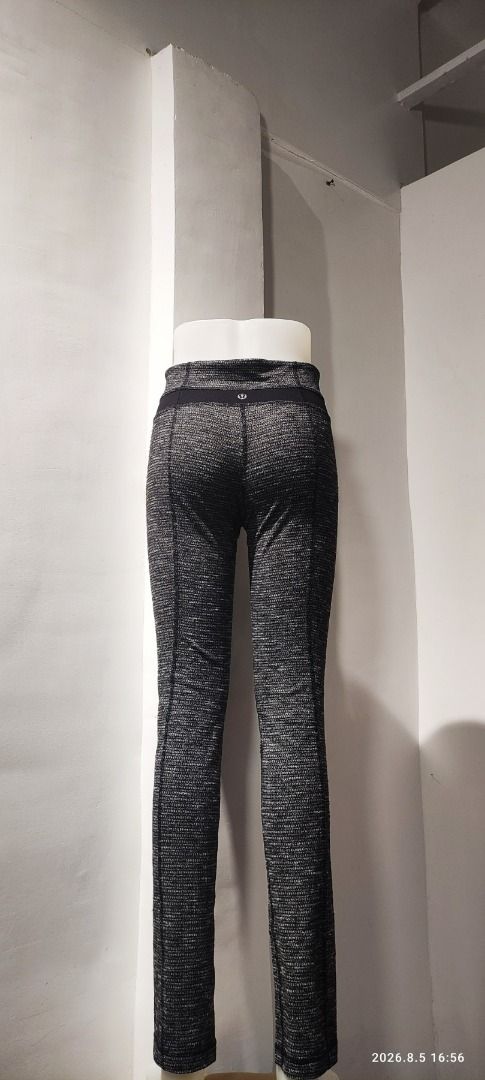 Lululemon (size 6) Wunder Under Leggings (Category: Activewear) located in Calamba. Submitted by lulu.thrift.finds (Listing ID 1468458666, Image 2). Description: Lululemon Size 6 Wunder Under Leggings No discount for single items. Can give a little discount for multiple-item purchases. Kindly check my store, selling all lulu :) First to pay basis Payment via GCash only Shipped thru Jnt within 2-3 days Free shipping for min 1.5k purchase Items wil