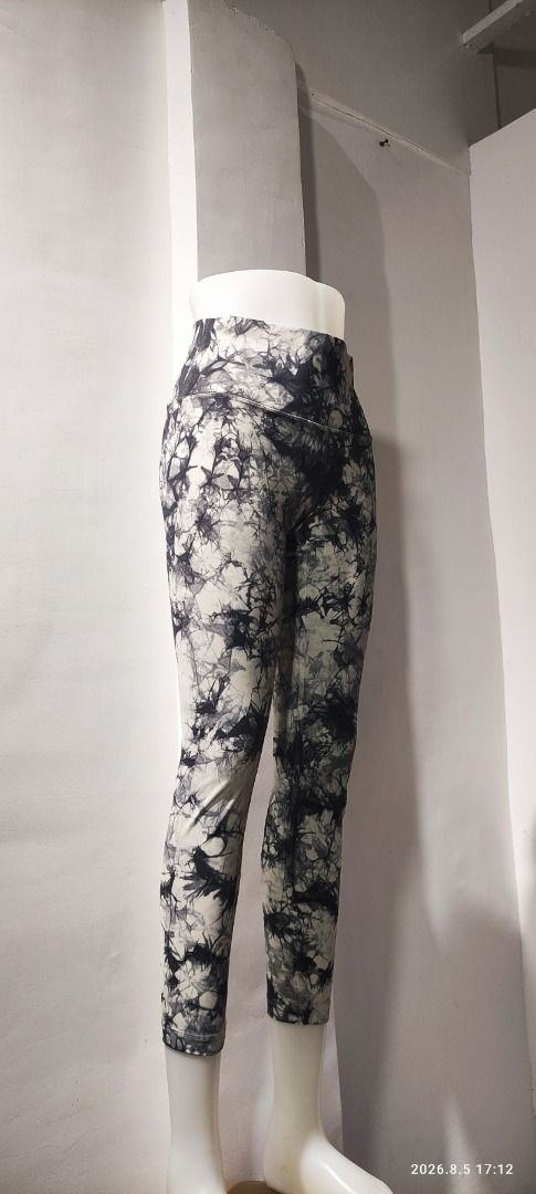Lululemon (size 6) Wunder Under High Rise (Category: Activewear) located in Calamba. Submitted by lulu.thrift.finds (Listing ID 1468461529, Image 2). Description: Lululemon Size 6 Wunder Under High Rise No discount for single items. Can give a little discount for multiple-item purchases. Kindly check my store, selling all lulu :) First to pay basis Payment via GCash only Shipped thru Jnt within 2-3 days Free shipping for min 1.5k purchase Items w