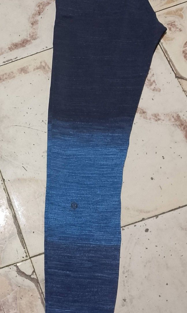 Lululemon workout tights (Category: Activewear) located in Baguio. Submitted by ukay.kayuhjan (Listing ID 1468360299, Image 3). Description: lululemon workout tights no.6 on tag 37length excellent 320₱.