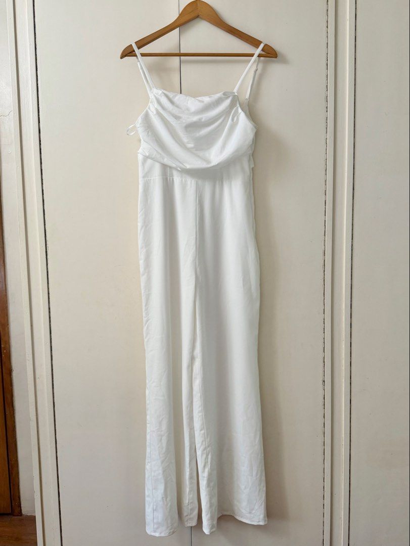 lulus white romper ‏ (Category: Rompers) located in Cabanatuan. Submitted by brokegirlwholovesclothes (Listing ID 1468463175, Image 1). Description: - size M - waist 28-29", length 56" - high quality fabric! - has small unnoticeable stains (see photos) mine 500 steal 550.