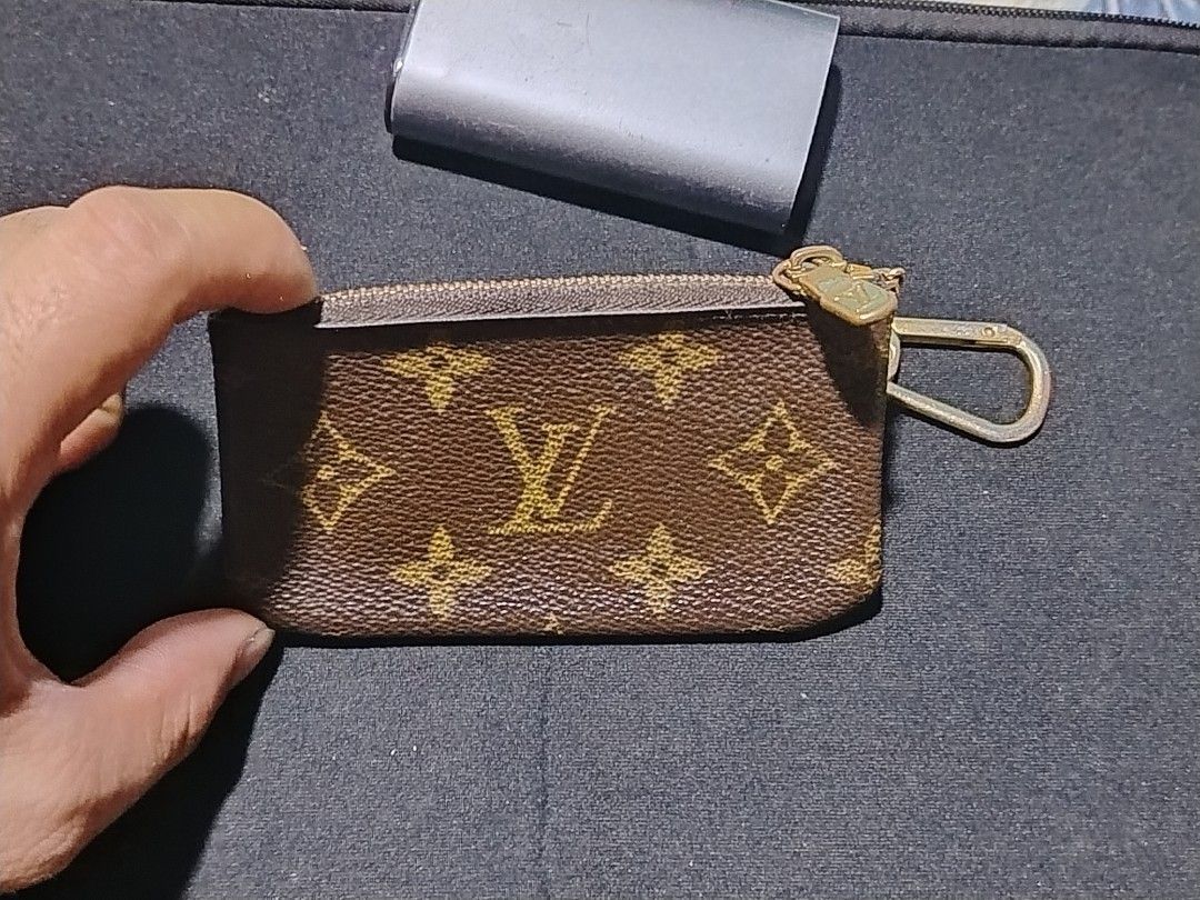 Lv coinpurse (Category: Luxury Bags & Wallets) located in Baguio. Submitted by li_aaan (Listing ID 1468477669, Image 1). Description: Items are guaranteed authentic.