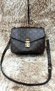 (Category: ) located in . Submitted by miz_thrift (Listing ID 1468302275, Image 1). Description: .