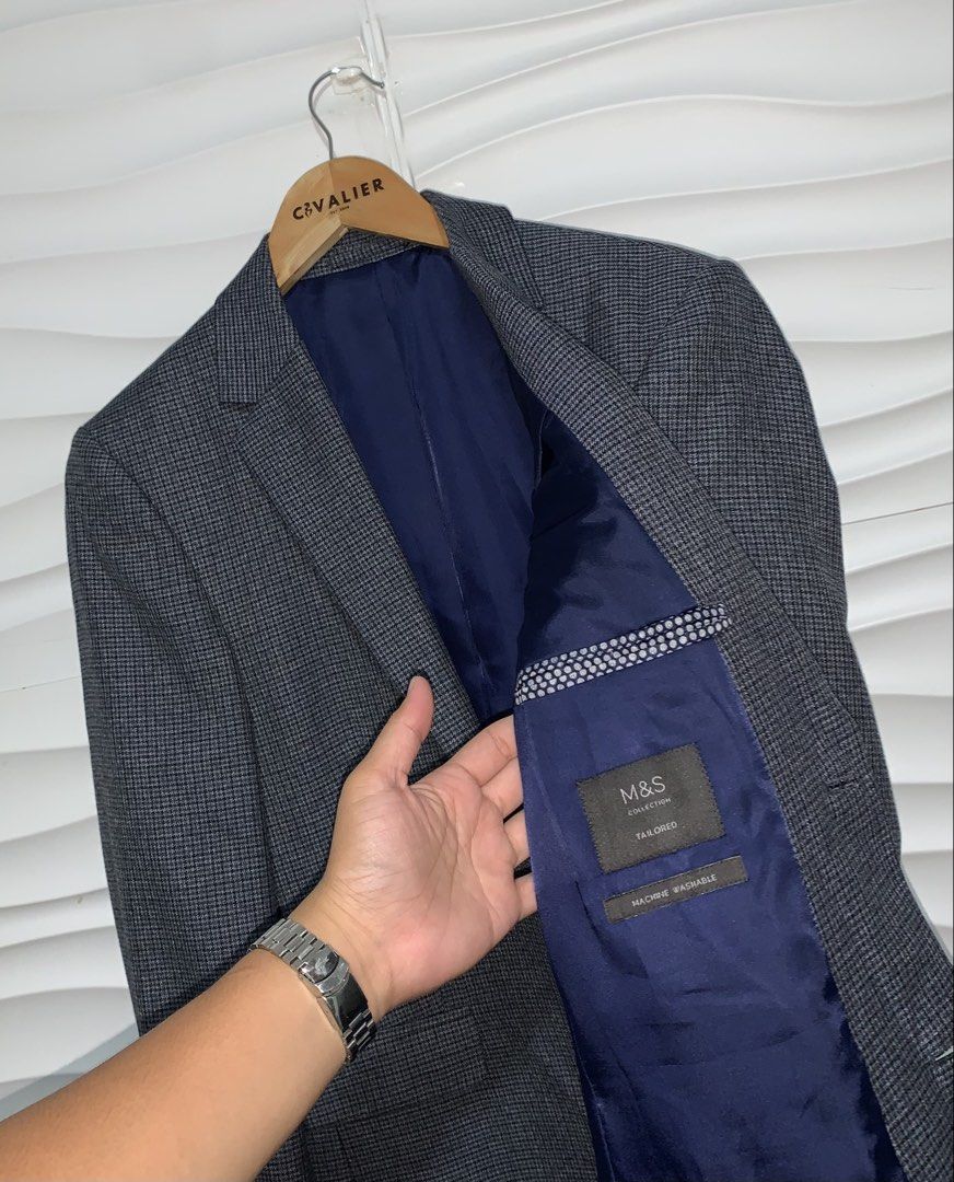(M) Mark & Spencer Men's Blazer Jacket (Category: Coats, Jackets and Outerwear) located in Bulacan. Submitted by cavalieeeer (Listing ID 1468313349, Image 3). Description: 𝗣𝗟𝗘𝗔𝗦𝗘 𝗥𝗘𝗔𝗗 𝗧𝗛𝗘 𝗗𝗘𝗧𝗔𝗜𝗟𝗦 𝗜𝗡 𝗧𝗛𝗘 𝟮𝗡𝗗 𝗣𝗜𝗖𝗧𝗨𝗥𝗘! We base sizing on actual measurements, not tag size — please check the dimensions before buying! 📌 Prices are fixed. Unreasonable offers will not be entertained. 🌐 Facebook Page: Cavalier 📍 Locati