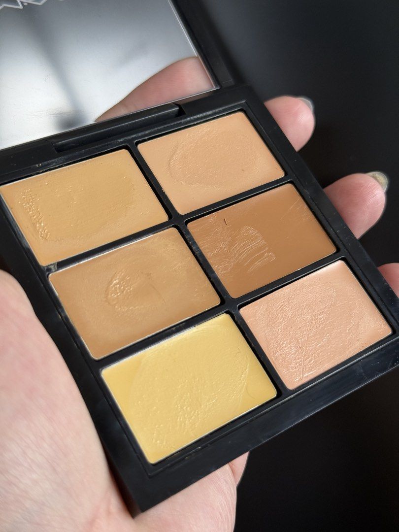 MAC Studio Fix Conceal and Correct Palette in Medium (Category: Makeup) located in Pasig City. Submitted by abbyrds (Listing ID 1468307438, Image 3). Description: - Brand: MAC Cosmetics - Product: Studio Fix Conceal and Correct Palette - Shade: Medium - Includes 6 shades: NC30, NW25, NC35, NW35, Mid Yellow, and Mid Peach - Size: 0.21 oz / 6g - Condition: Swatched and used lightly across most pans - Packaging: Original box included - RFS : Does no
