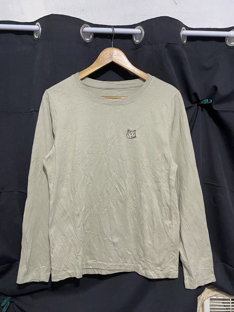 Maison Kitsune for EVA Air Long Sleeve (Category: Longsleeves) located in Bulacan. Submitted by _myarchive (Listing ID 1468406114, Image 1). Description: 20x26 Like new no issue.