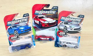 (Category: ) located in . Submitted by jr_diecast (Listing ID 1468341126, Image 1). Description: .