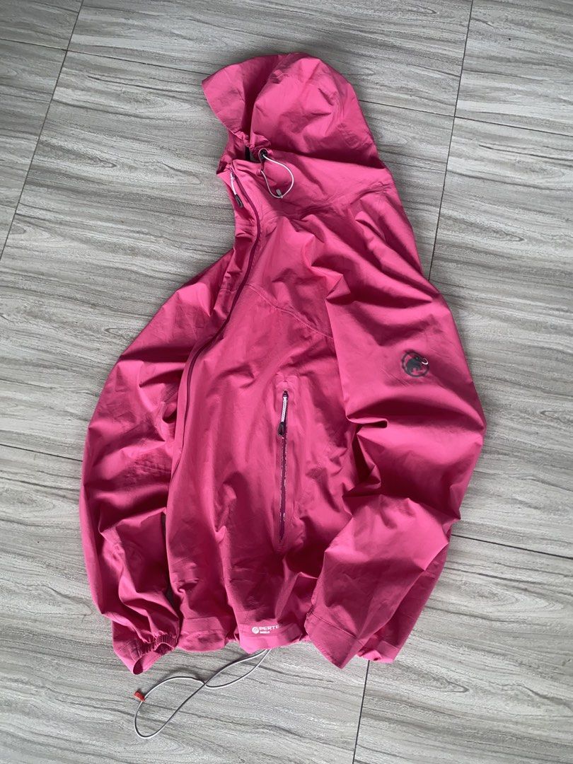 Mammut pertex shield windbreaker (Category: Coats, Jackets and Outerwear) located in Bacolod City. Submitted by bnta_bounce (Listing ID 1468409072, Image 1). Description: Flaws: last photo no slit or hole Length 25 Width 21.