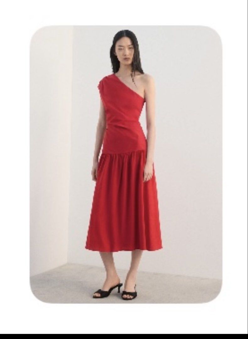 Mango Asymmetrical Pleated Dress Size XL (Category: Dresses) located in General Santos City (Dadiangas). Submitted by xoxogossipgirl__ (Listing ID 1468360756, Image 1). Description: - Brand: Mango - Style: Asymmetrical one-shoulder pleated midi dress - Color: Vibrant red - Size: International XL - Condition: Worn once for fitting, tags removed - Features: Draped bodice, nice weight and movement - Occasion: Ideal for parties, dinners, and special 